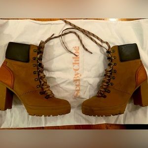 See by Chloe : Suede Booties